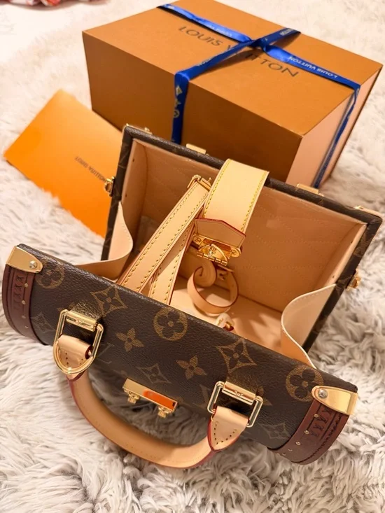 Louis Vuitton Monogram Petite Handbag in Brown and Tan - Picture 2 of 7